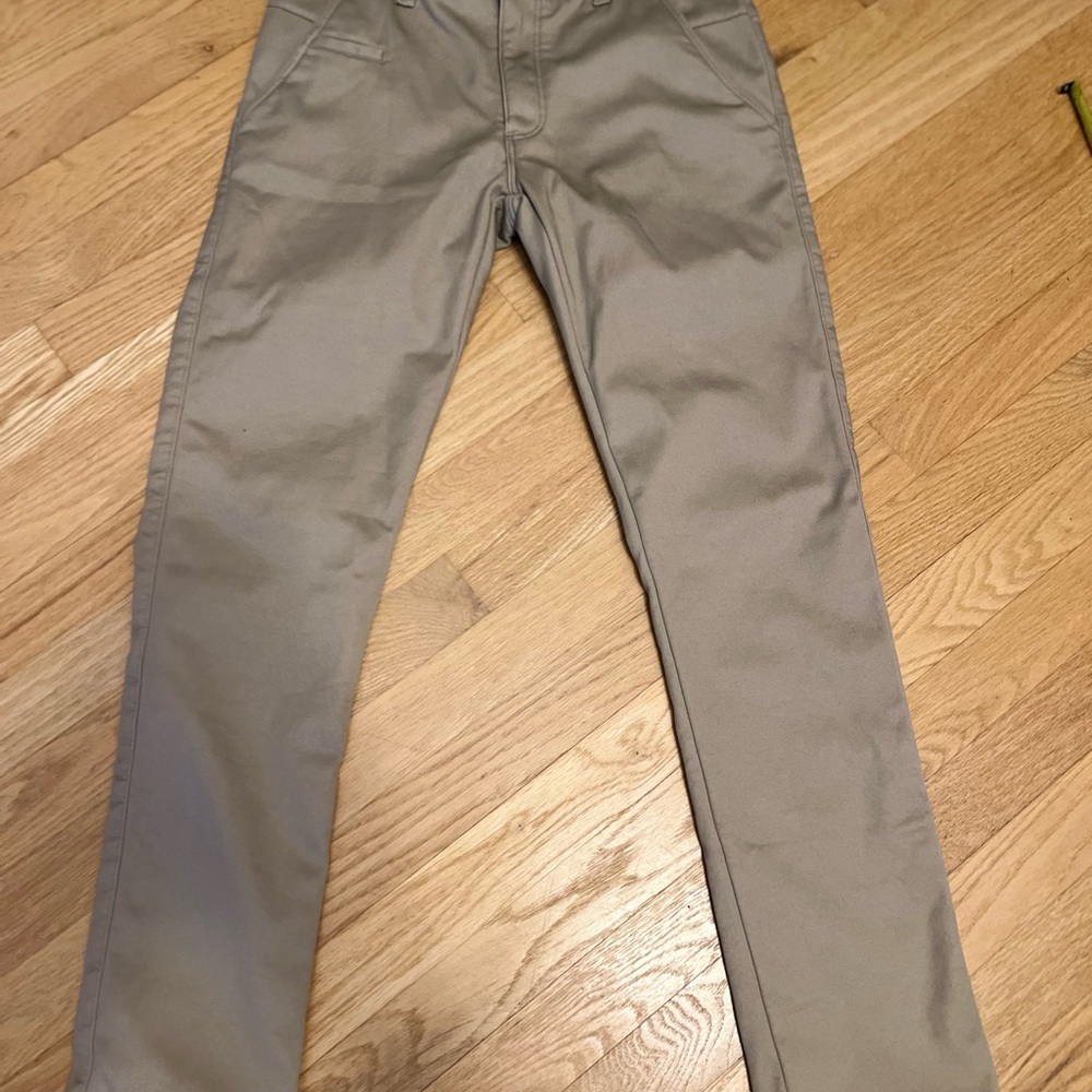 Men's Size 30x31 JUMP START Classic Men's Khaki Chinos GUC